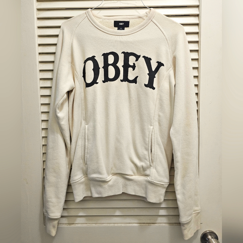 EUC OBEY sweatshirt used twice!
